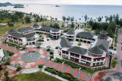 Plaza Lagoi Bay – Public Space, Events, and Culinary Hub in the Heart of Lagoi
